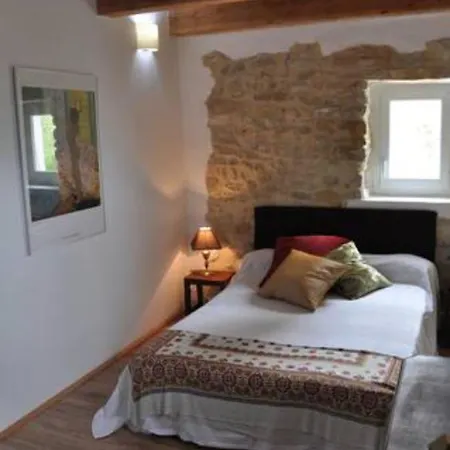 La Grange Holiday home Saint-Sauveur-de-Cruzieres